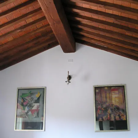 Bed & Breakfast Galleria Ars Apua *